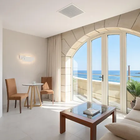 Macaris & Hotell Rethymno