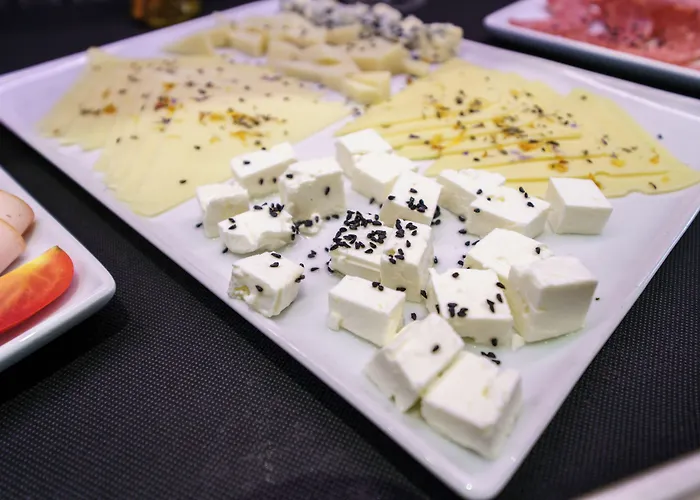 ホテル マカリス スイーツ ＆ スパ レティムノ