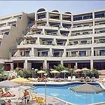 Hotel Macaris &