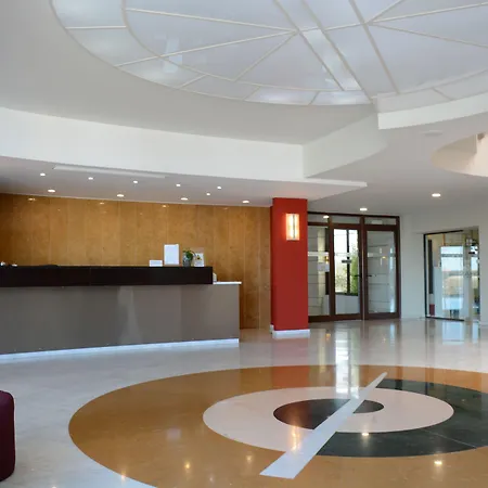 마카리스 스위트&스파 4*