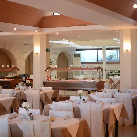 Macaris & 4* Rethymno (Crete)