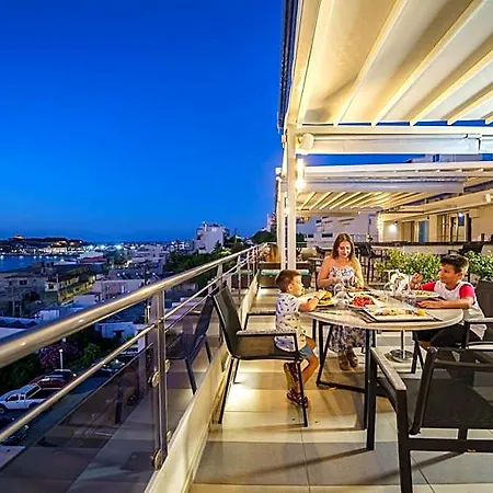 Hotel Macaris & 4*