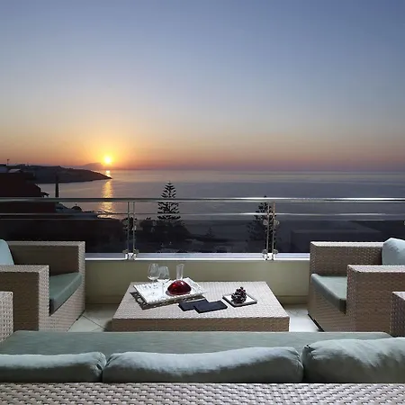 Macaris & Rethymno (Crete)