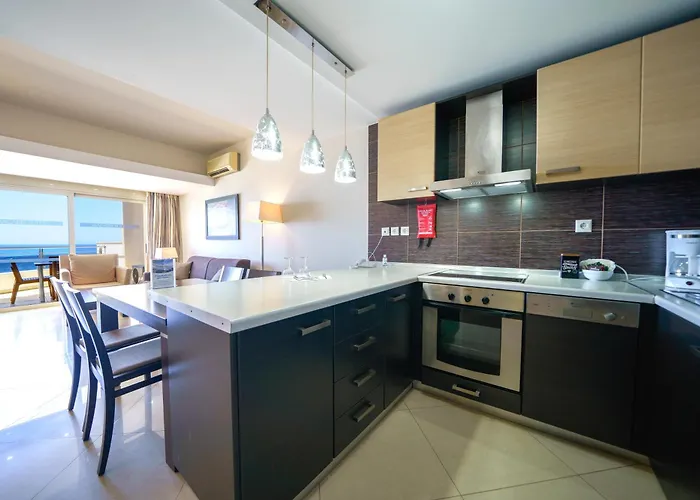 Macaris & 4* Rethymno (Crete)