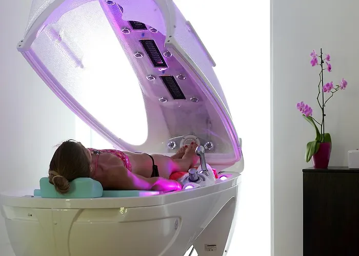 马卡利斯套房酒店及spa 4*