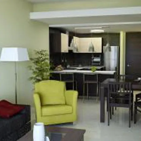 فندق سبا وأجنحة ماكاريس 4*